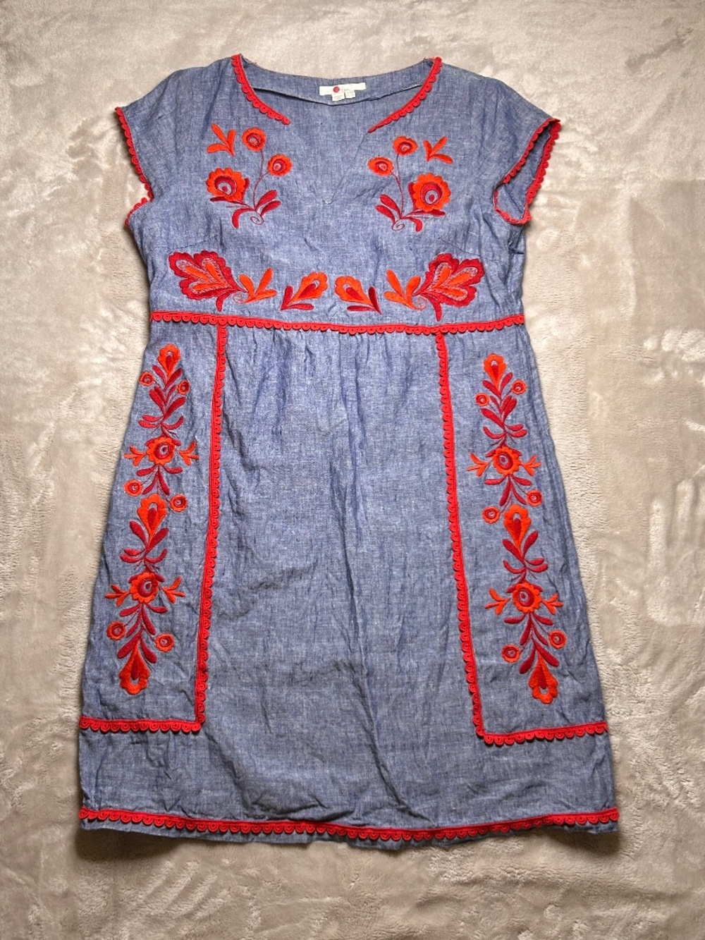 Boden Bea Linen Embroidered Shift Dress Womens 8 Blue Red Chambray Floral Boho